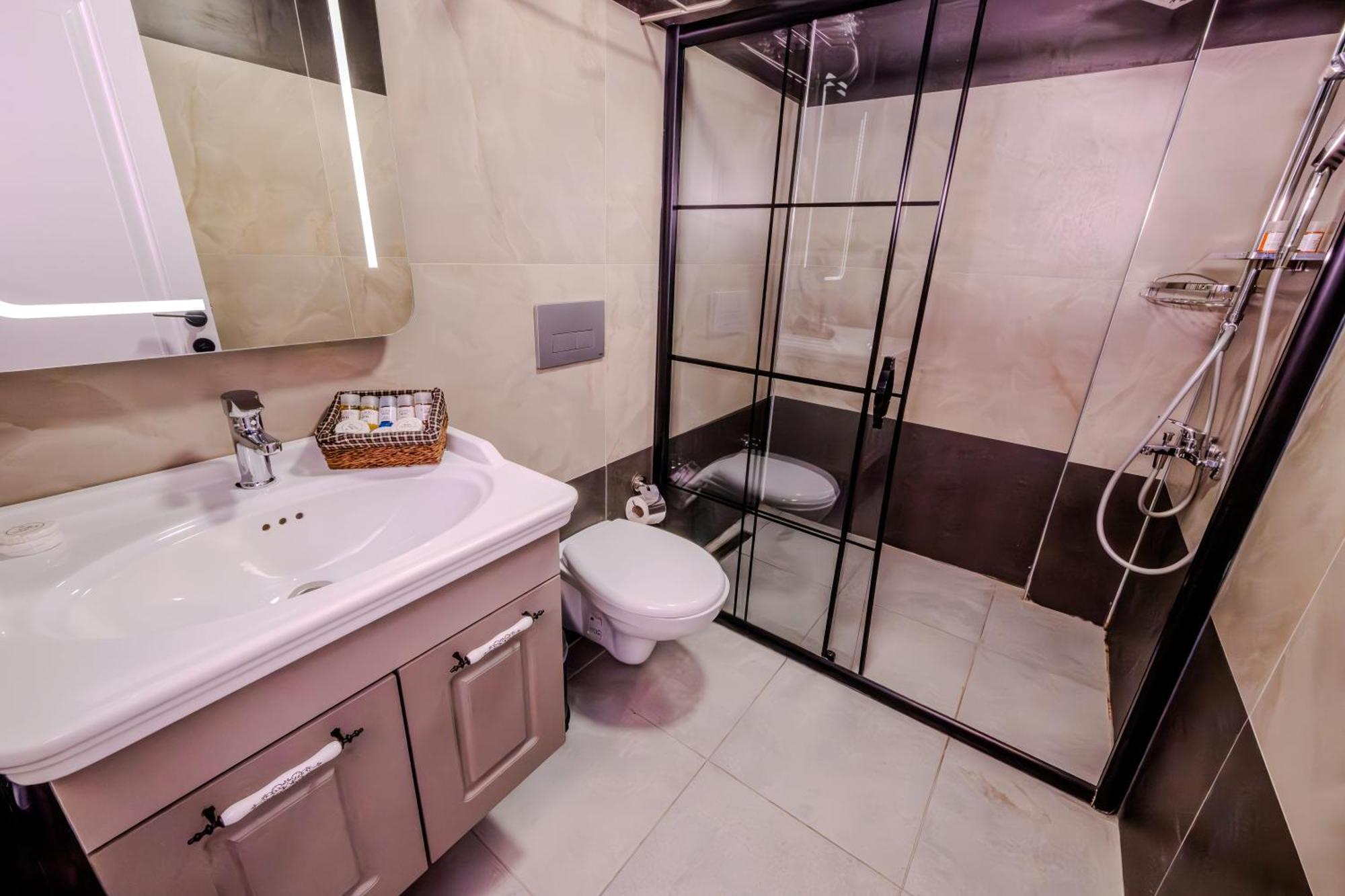 Rubby Hotel Kadikoey اسطنبول المظهر الخارجي الصورة